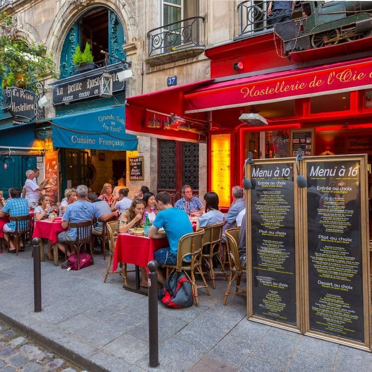 eating where locals eat instead of tourist hotspots